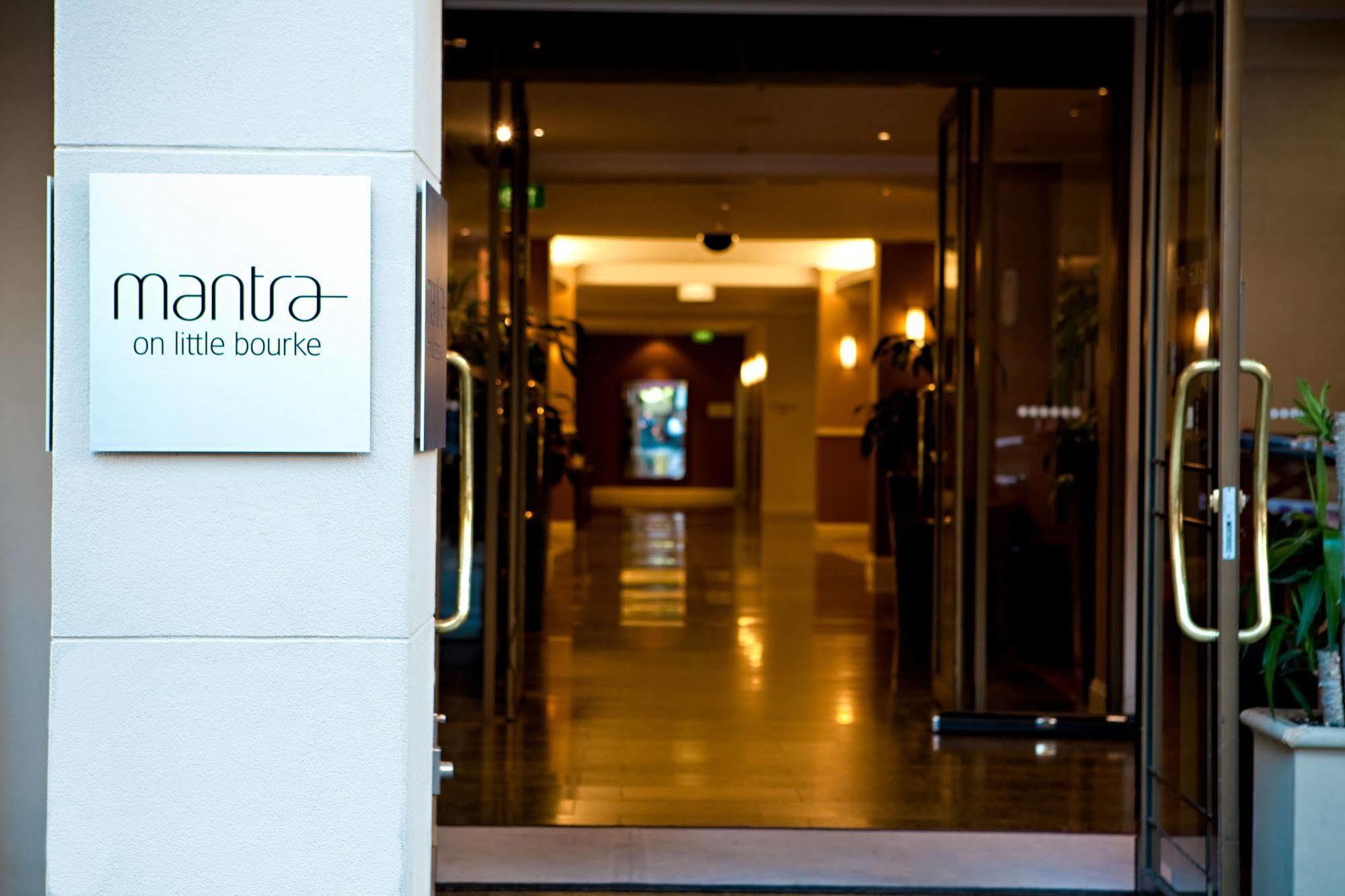 Апарт отель Mantra On Little Bourke Мельбурн Экстерьер фото